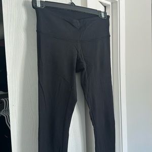 Lululemon Wunder leggings size 4 in black